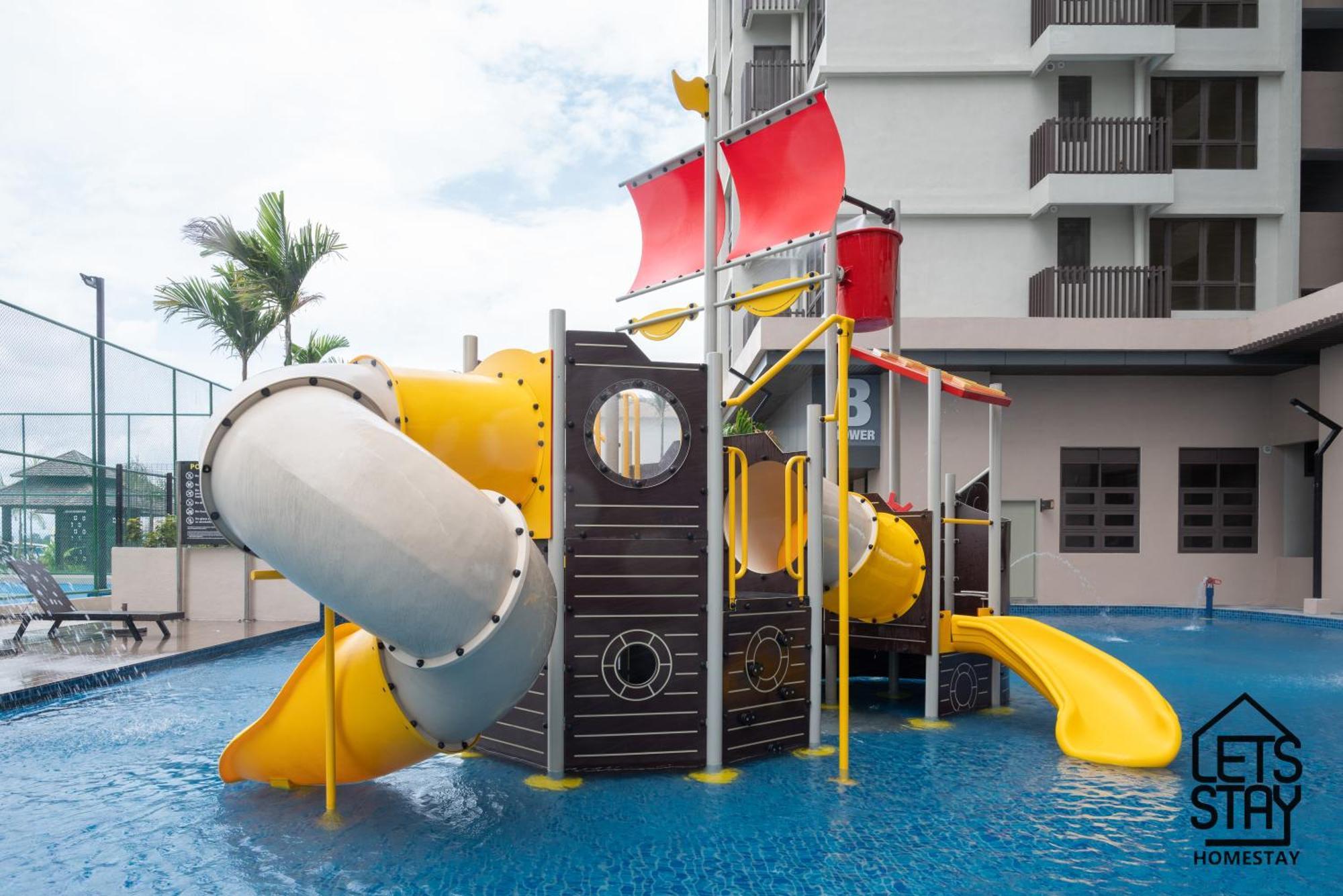 Luxury Couple Suites L Free Netflix L Massage Chair L Bathtub L Wifi 200Mbps L Town Area Bali Residence Малакка Экстерьер фото